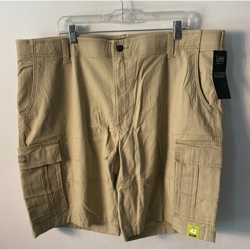 Lee Extreme Motion Cargo Shorts Mens 42 Khaki Stretch Performance Multi Pocket